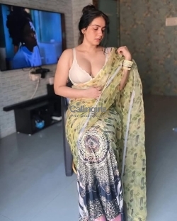 low price call girls in delhi 9711881147 women seeking men 24/7 service 